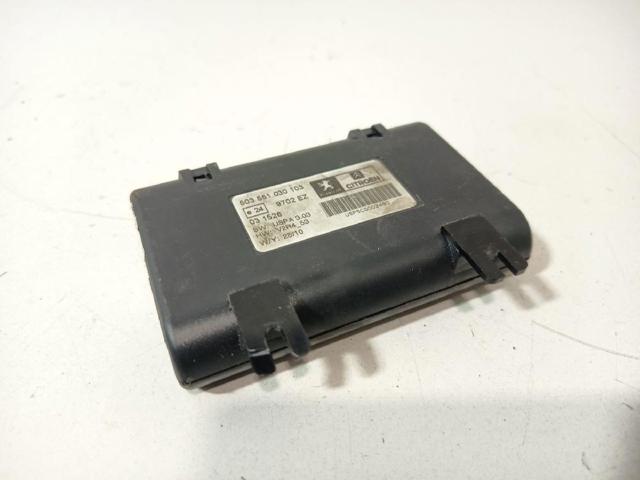 9702EZ PEUGEOT USB-разветвитель купить в Николаев