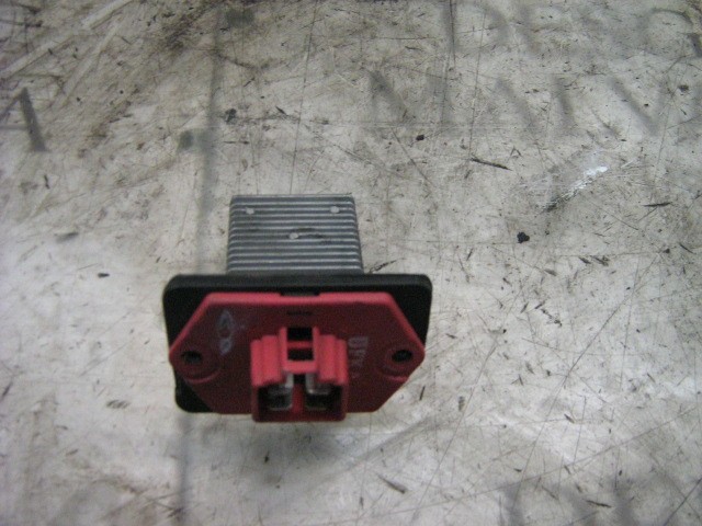 9703529000 HYUNDAI Резистор печки купить в Ужгород
