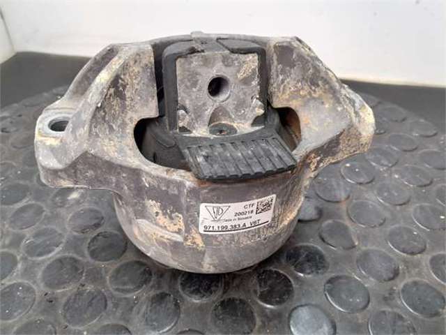 PORSCHE 971199383A в наличии Хмельницкий