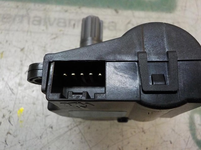 Acionamento de comporta de forno Hyundai Tucson 3 TL