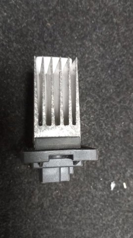 972353K100 HYUNDAI Резистор печки купить в Житомир