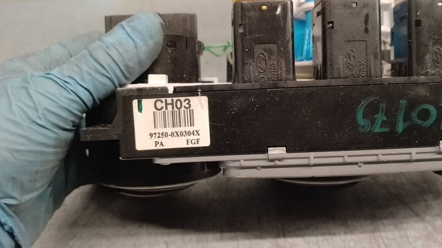 972500X0304X HYUNDAI купить в Ужгород