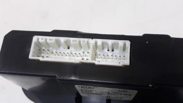 HYUNDAI 972501DXXX в наличии Сумы