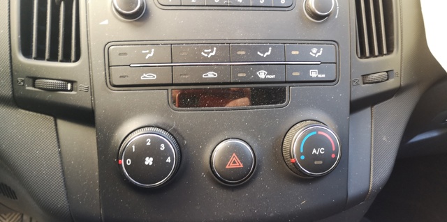Controle de aquecimento/ar condicionado para Hyundai i30 sem versão 972502L150