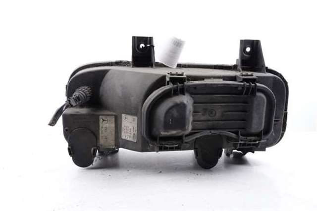 MERCEDES 9738200661 Правая фара в наличии Днепр
