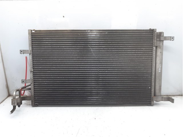 Condensador de ar condicionado / radiador para Kia Cerato Sedan 2.0 CRDI D4EA 976062F000
