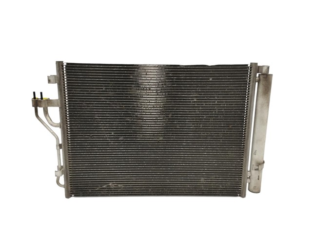 Condensador / radiador de ar condicionado para kia sportage 1.6 gdi g4fd 976062Y000