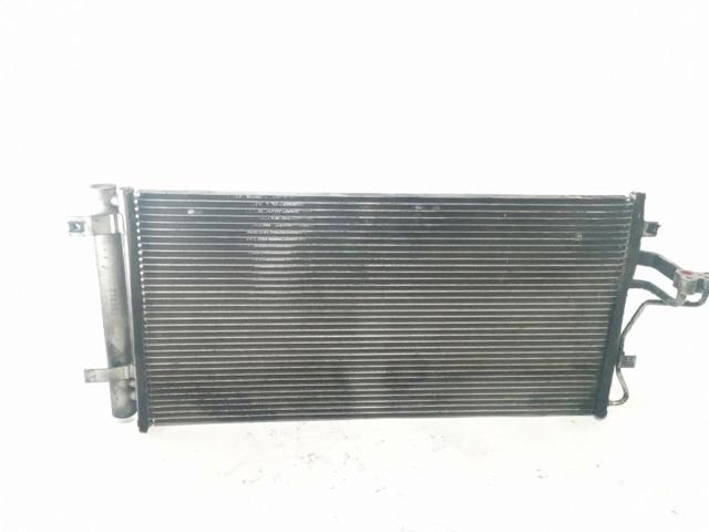 HYUNDAI 976063K780 Радиатор кондиционера в наличии Черкассы