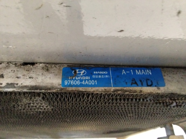 HYUNDAI 976064A001 Радиатор кондиционера в наличии Черновцы