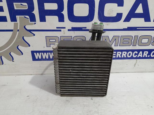 HYUNDAI 9760738000 Испаритель кондиционера в наличии Николаев