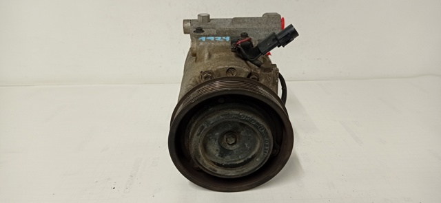 Compressor de aparelho de ar condicionado 977011D400 Hyundai/Kia