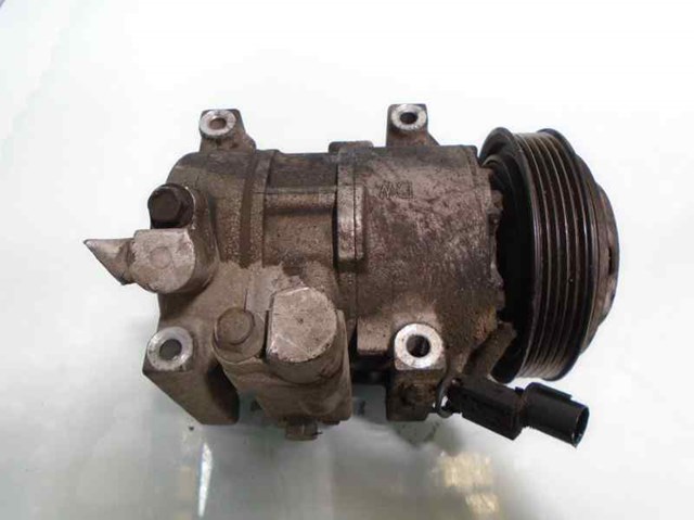 Compressor de aparelho de ar condicionado 977011J000 Hyundai/Kia