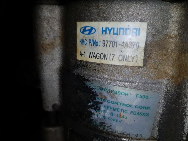 Compresor aire acondicionado para hyundai h-1 / starex limusina 2.5 tci d4bh 977014A370