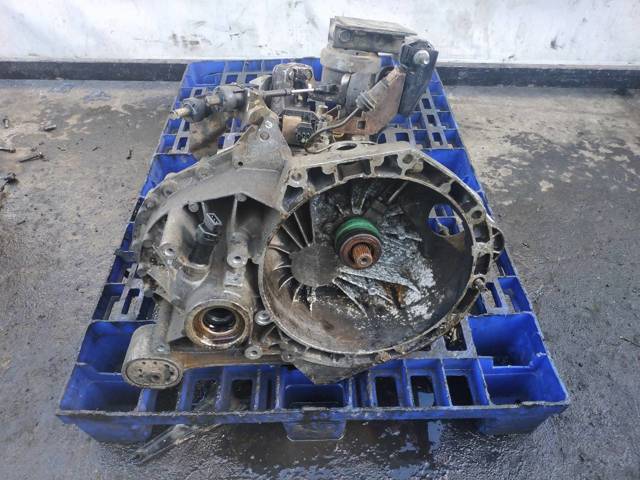 VAG 977T7002DA КПП в сборе (механическая коробка передач) в наличии Полтава