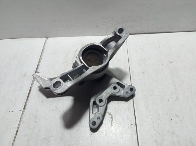 9800895680 PEUGEOT Подушка (опора) двигателя правая купить в Сумы