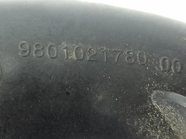 PEUGEOT 9801021780 Выпускной патрубок воздушного фильтра в наличии Украина
