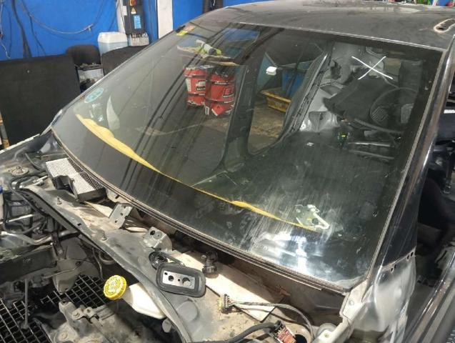 9801299380 PEUGEOT Лобовое стекло купить в Ирпень