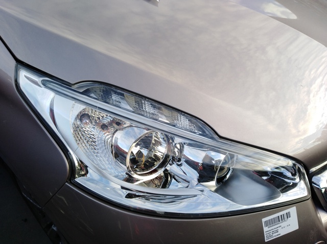 Luz direita 9802221280 PEUGEOT