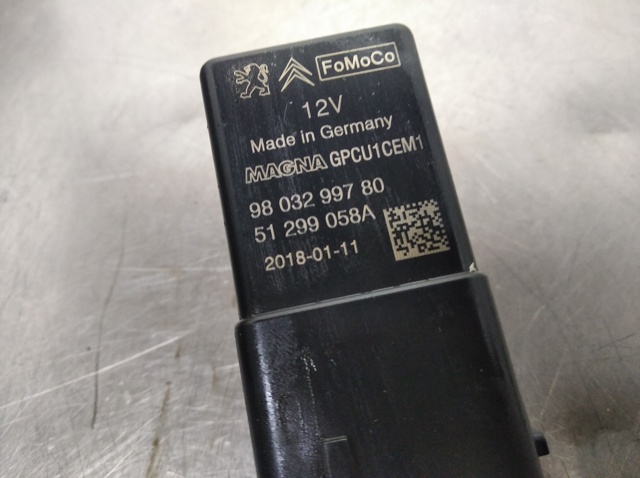 Relê das velas de incandescência Citroen Berlingo K9