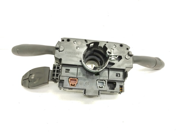 Comutador instalado na coluna da direção, montado Peugeot 307 3A, 3C