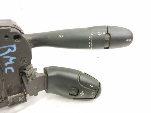 Comutador instalado na coluna da direção, montado Peugeot 307 3A, 3C