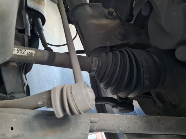9804895280 PEUGEOT Левая полуось купить в Черновцы