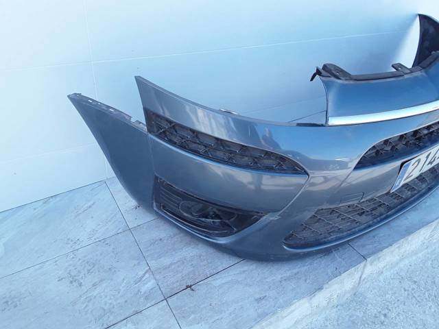 9805697180 PEUGEOT Стекло лобовое  купить в Украина