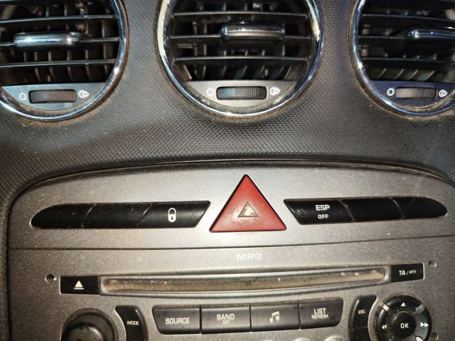 PEUGEOT 98060429XT в наличии Киев