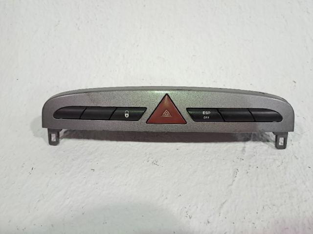 PEUGEOT 98060429XT в наличии Николаев