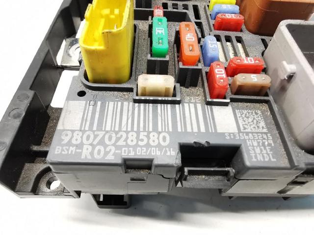 Unidade de dispositivos de segurança Peugeot 407 6D