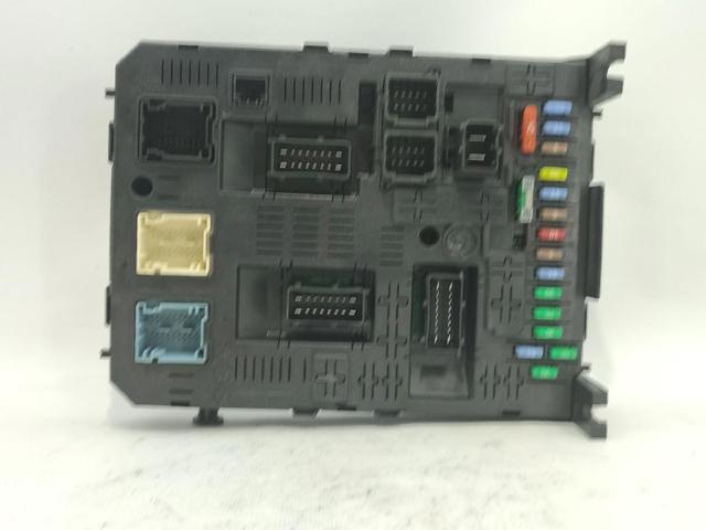 Unidade de dispositivos de segurança Peugeot 407 6D