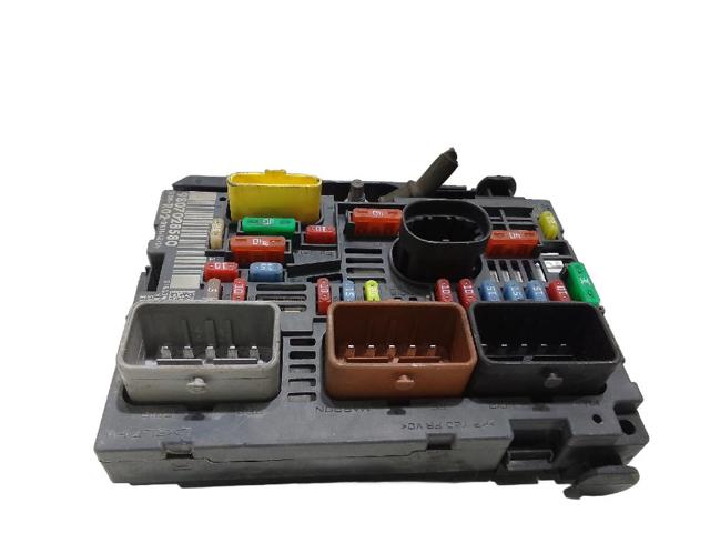 Unidade de dispositivos de segurança Peugeot 407 6E