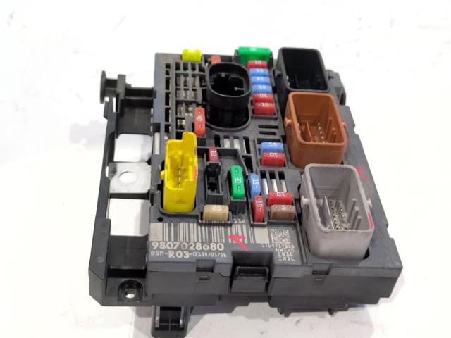 9807028680 PEUGEOT Блок предохранителей купить в Кривой Рог