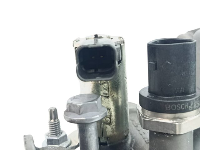 9807594380 FORD Корпус масляного фильтра купить в Хмельницкий
