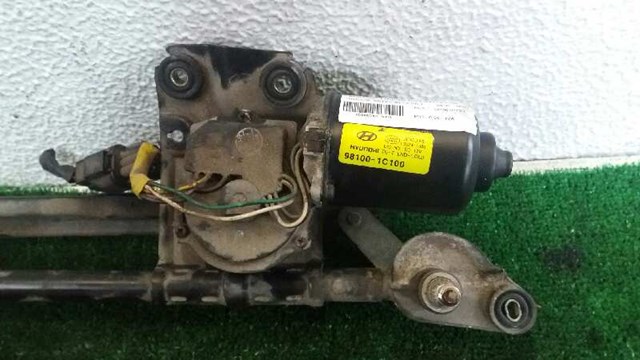 HYUNDAI 981001C100 Мотор дворников в наличии Каменское