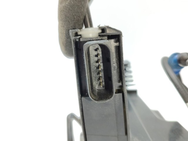 9810310380 PEUGEOT Замок водительской двери купить в Винница