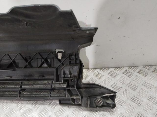PEUGEOT 9814095980 Решетка радиатора в наличии Одесса