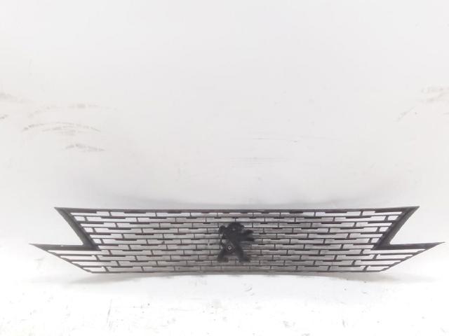 9814976880 PEUGEOT Решетка радиатора купить в Хмельницкий