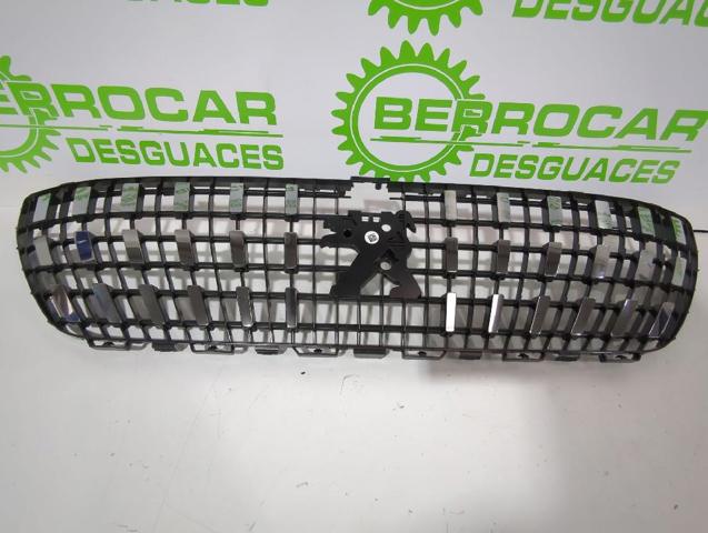 9814976880 PEUGEOT Решетка радиатора купить в Тернополь