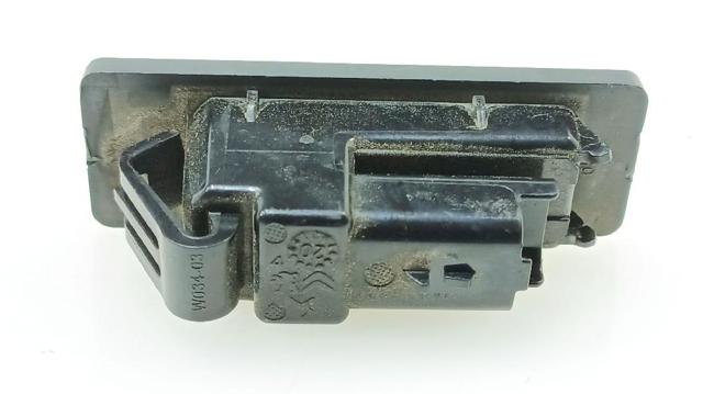 PEUGEOT 9815225980 Фонарь подсветки номерного знака в наличии Запорожье