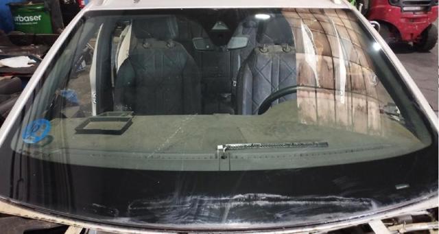 PEUGEOT 9817038180 Стекло лобовое  в наличии Харьков