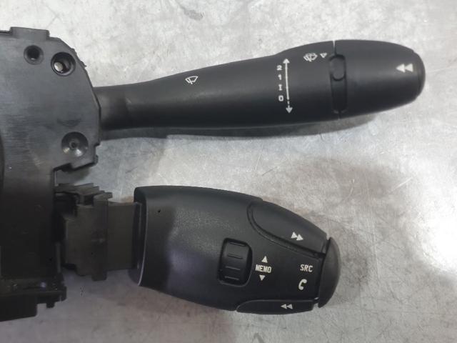 98200126XT PEUGEOT Переключатель подрулевой правый купить в Николаев