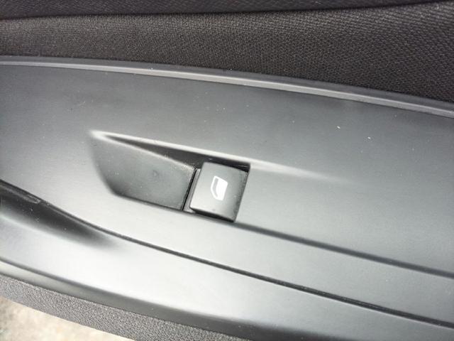98220313ZD PEUGEOT Кнопка включения мотора стеклоподъемника передняя правая купить в Ужгород