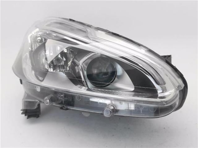 9822690180 PEUGEOT Правая фара купить в Хмельницкий