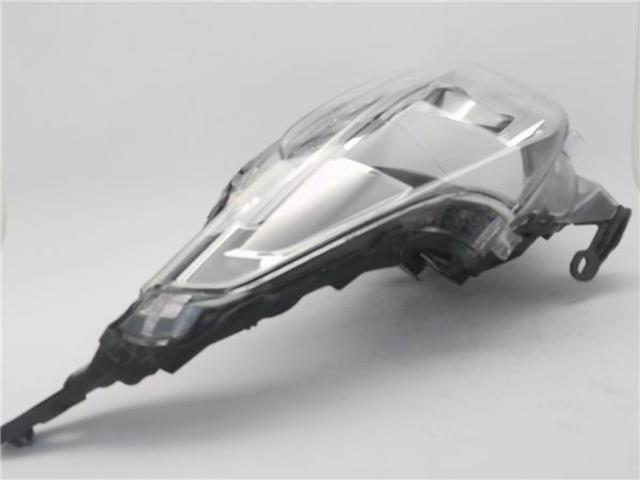 9822690180 PEUGEOT Правая фара купить в Украина