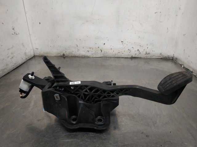 PEUGEOT 9824311680 Педаль тормоза в наличии Киев