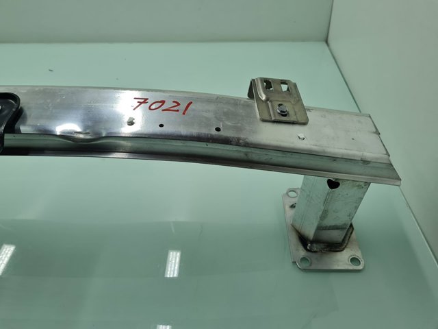 9824513680 PEUGEOT Суппорт радиатора нижний купить в Киев