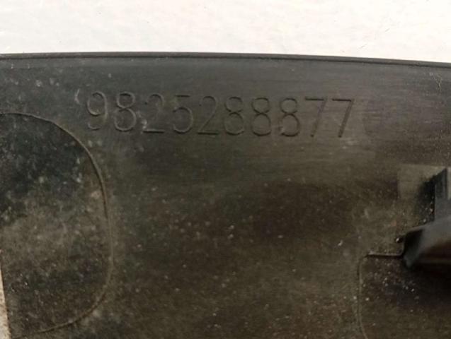 98252888XT PEUGEOT Расширитель (накладка) арки переднего крыла правый купить в Николаев