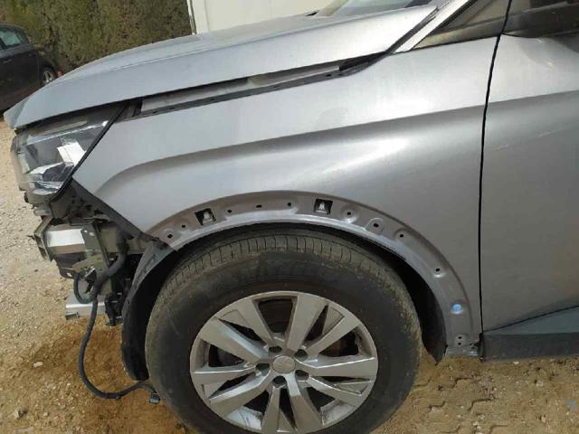 Expansor (placa sobreposta) de arco do pára-lama dianteiro esquerdo 98252889XT Peugeot/Citroen