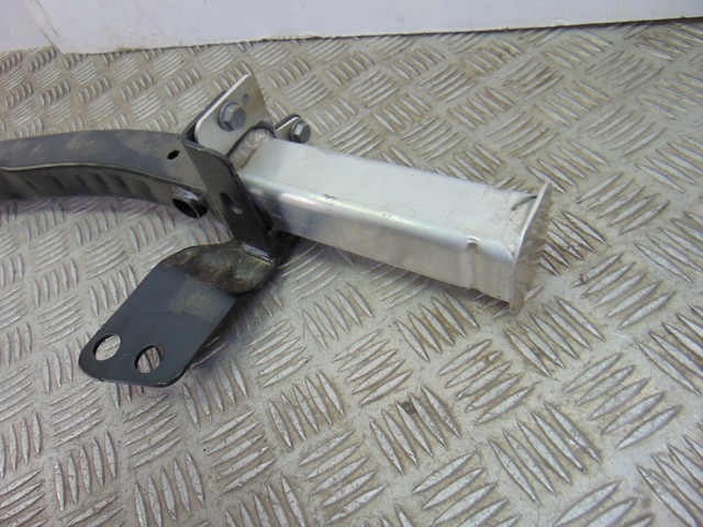 PEUGEOT 9825587280 Кронштейн усилителя переднего бампера в наличии Харьков